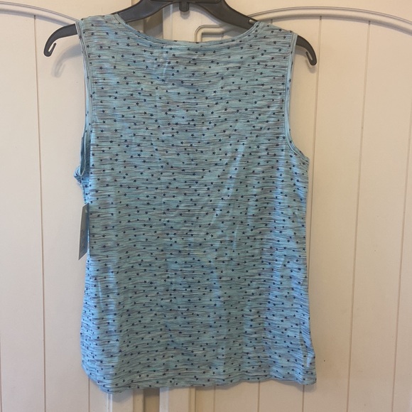 Tank - Picture 2 of 5